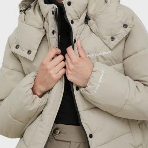 CALVIN KLEIN JEANS - Piumino Donna con Cappuccio in Poliestere Riciclato Beige